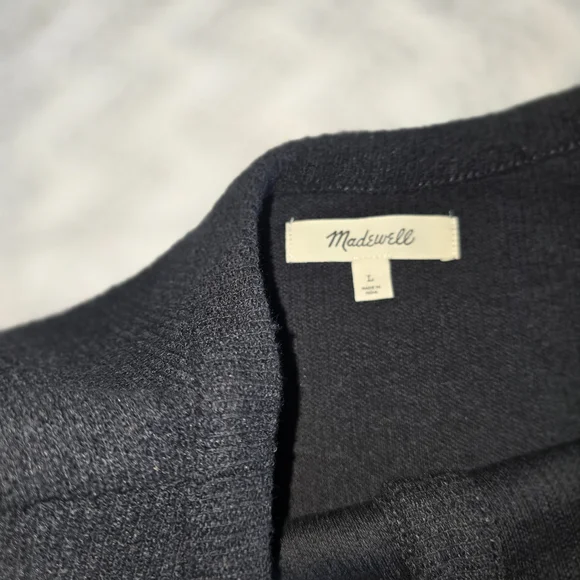 Madewell Black Sleeveless Button-Up Top - Picture 4 of 5